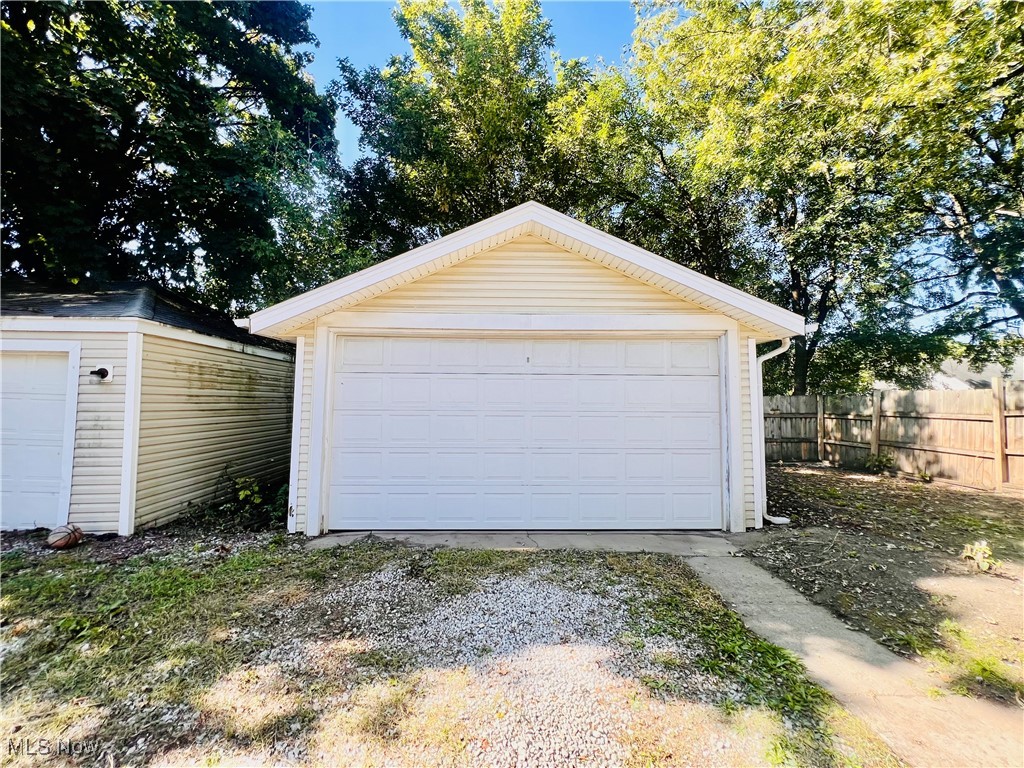 1535 Plain Avenue NE