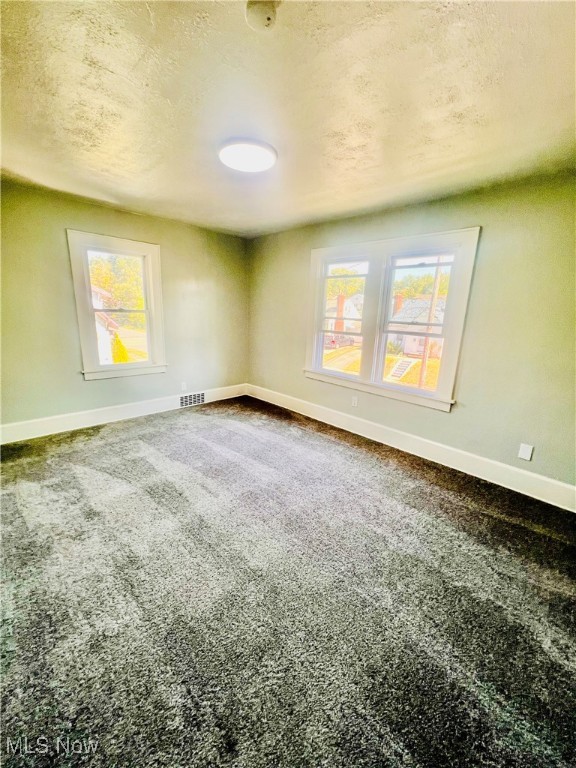 1535 Plain Avenue NE