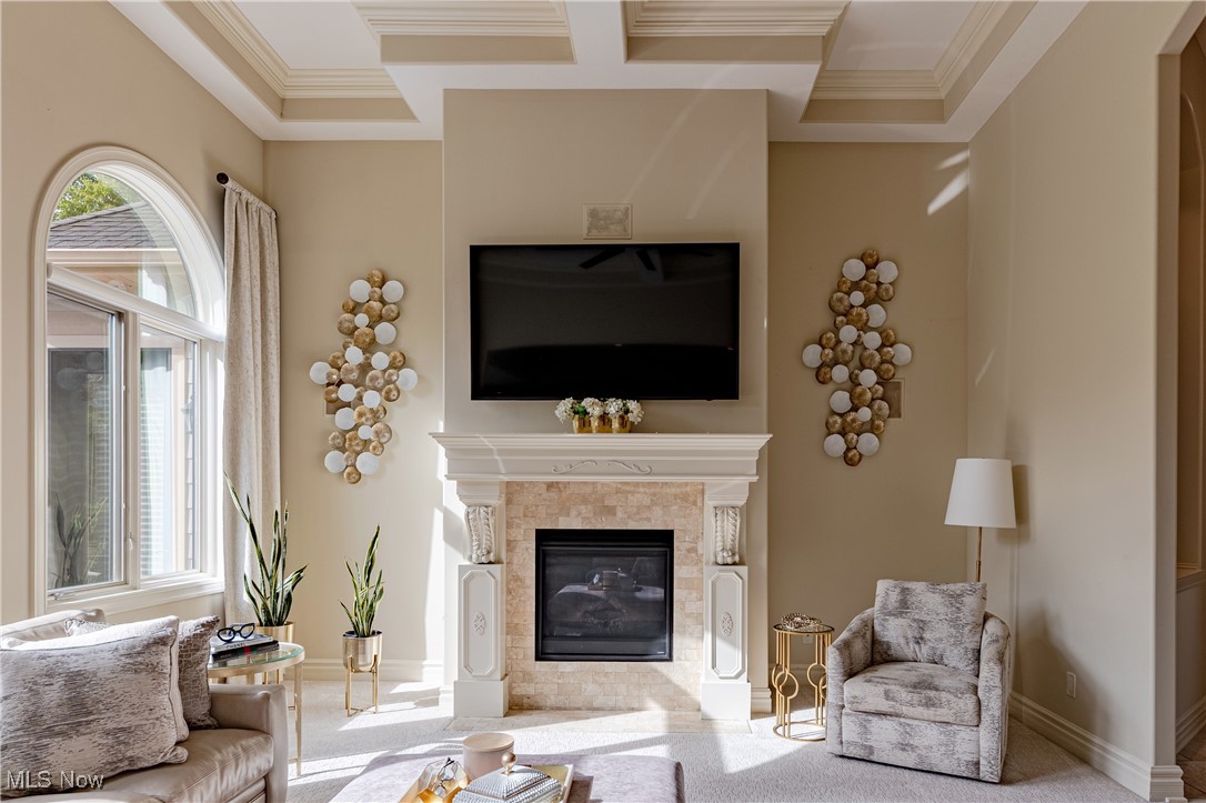 6752 Rivercrest Drive