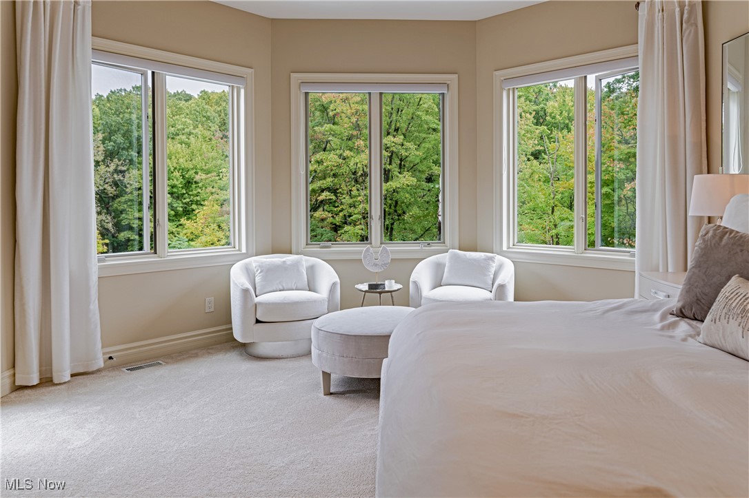 6752 Rivercrest Drive