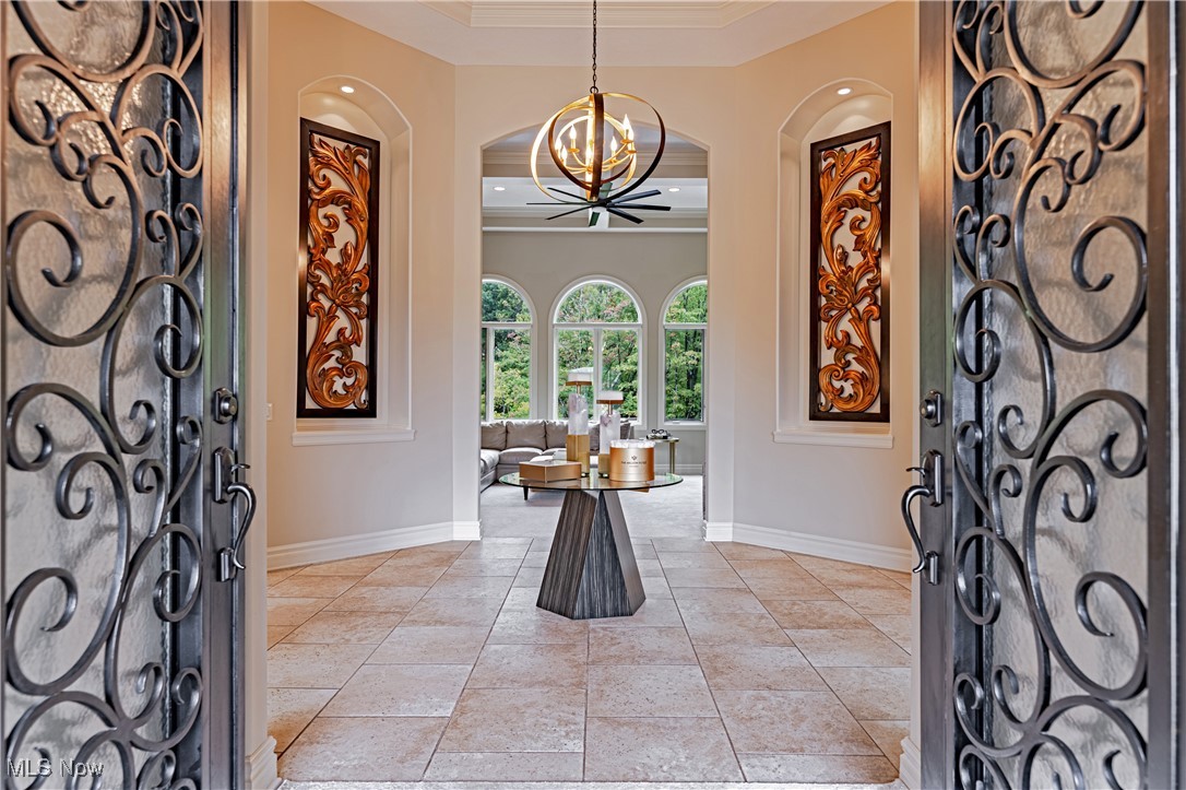 6752 Rivercrest Drive