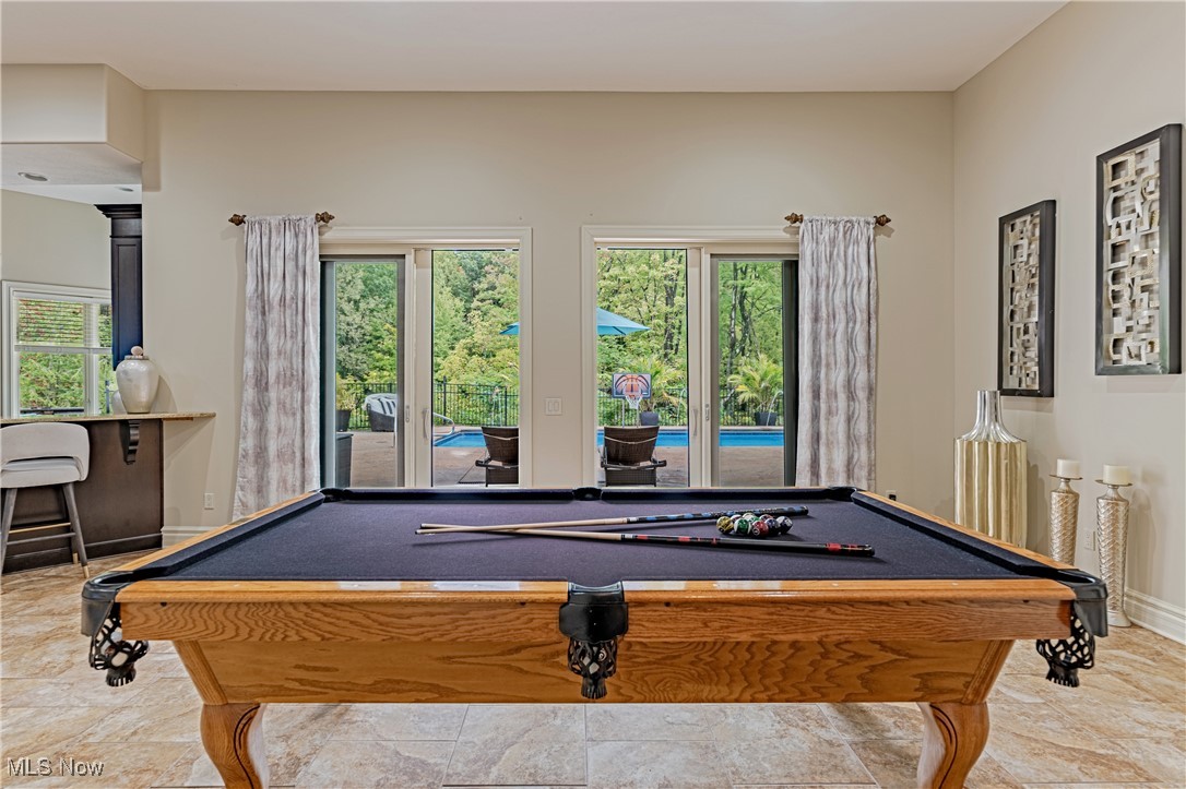 6752 Rivercrest Drive