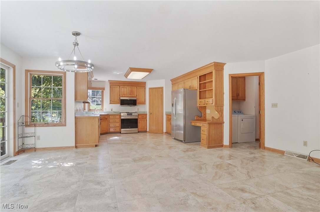 2885 Valley Road
