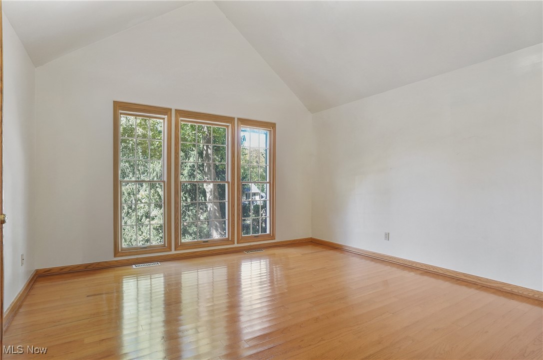 2885 Valley Road