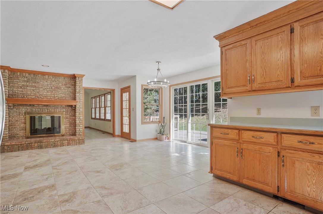 2885 Valley Road