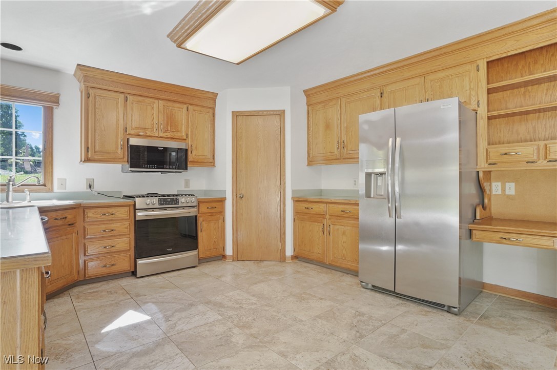 2885 Valley Road