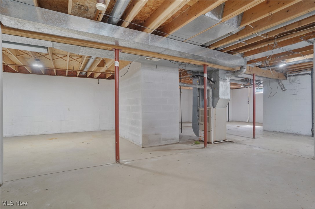 2885 Valley Road