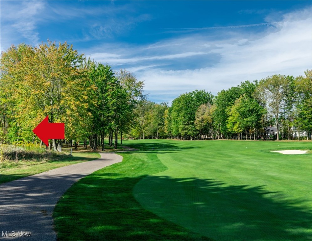 640 Club Drive W