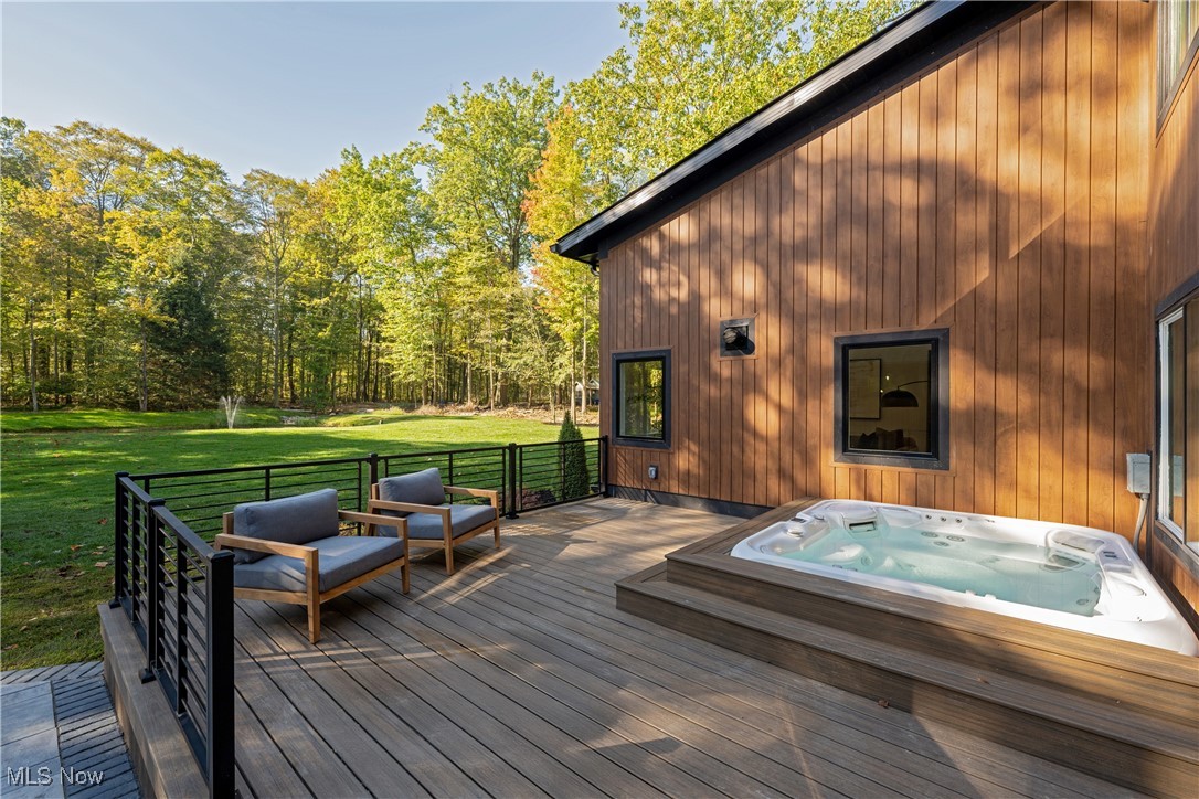 32570 Hiram Trail