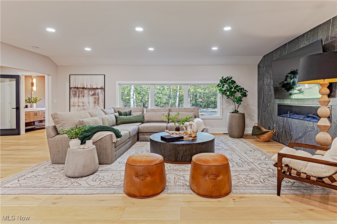 32570 Hiram Trail