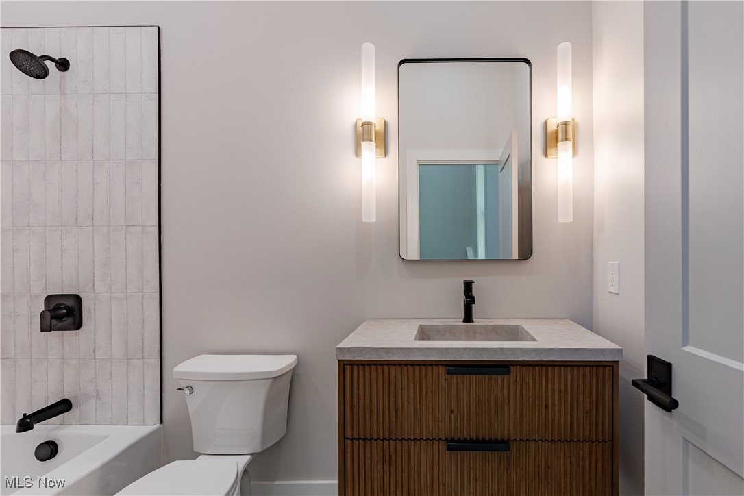 32570 Hiram Trail
