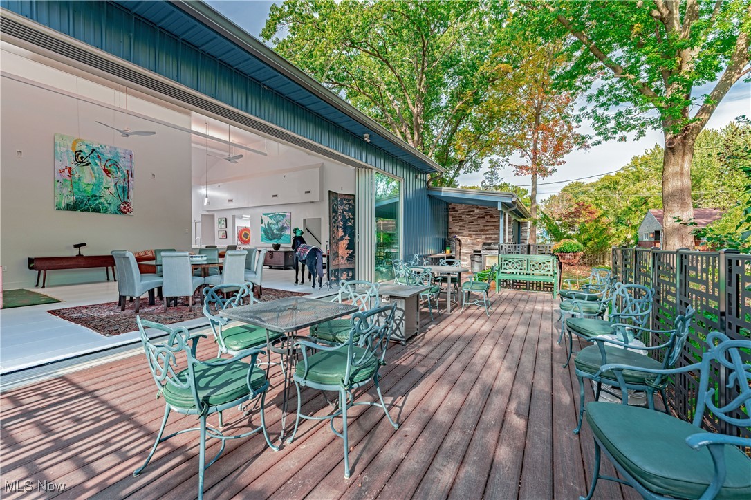 12866 Lake Shore Boulevard