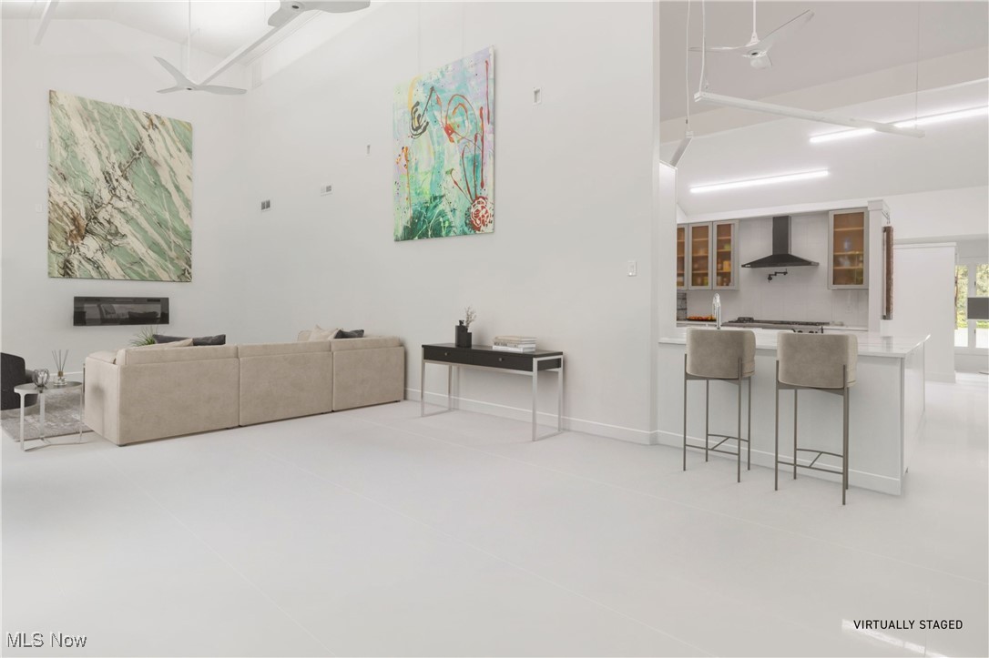 12866 Lake Shore Boulevard