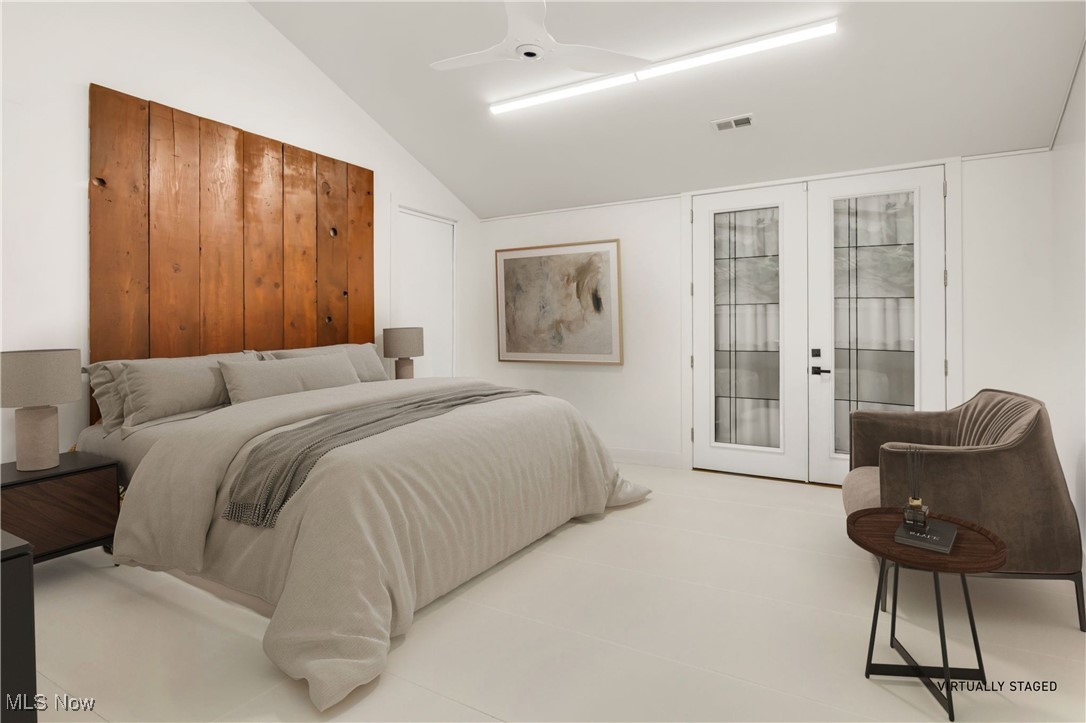 12866 Lake Shore Boulevard