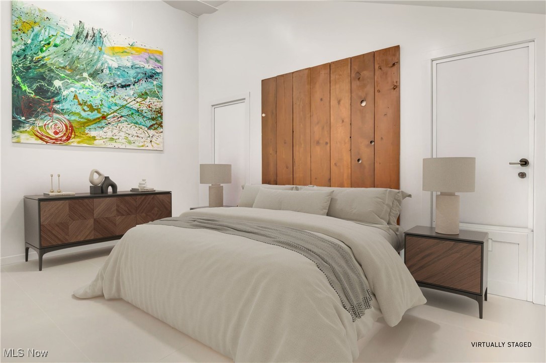 12866 Lake Shore Boulevard