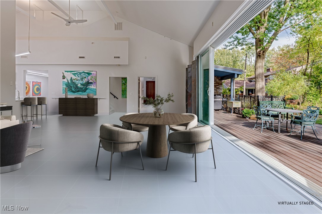 12866 Lake Shore Boulevard