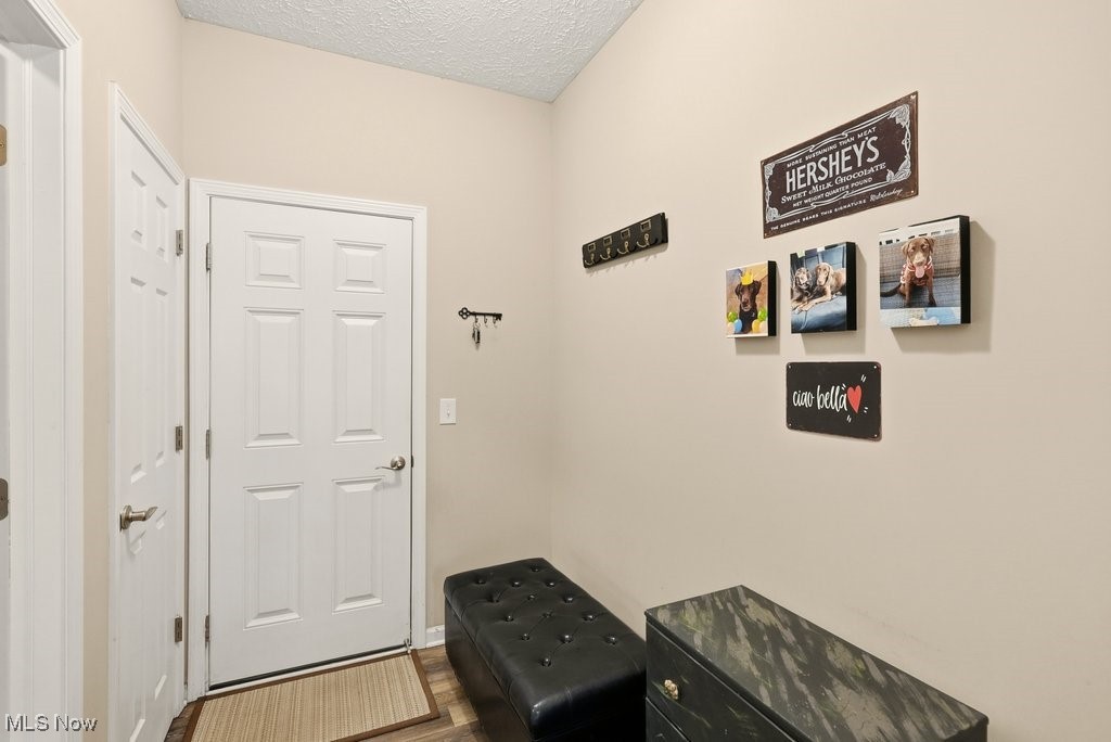 9999 Forest Valley Lane