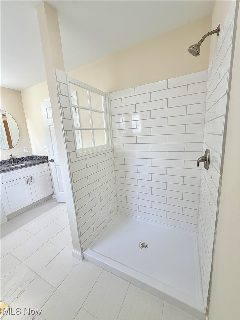 246 W Hamilton Street