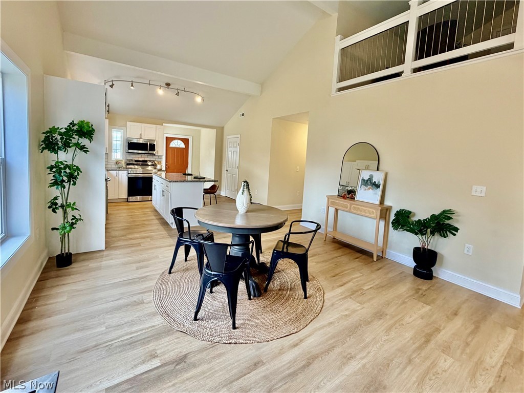 246 W Hamilton Street