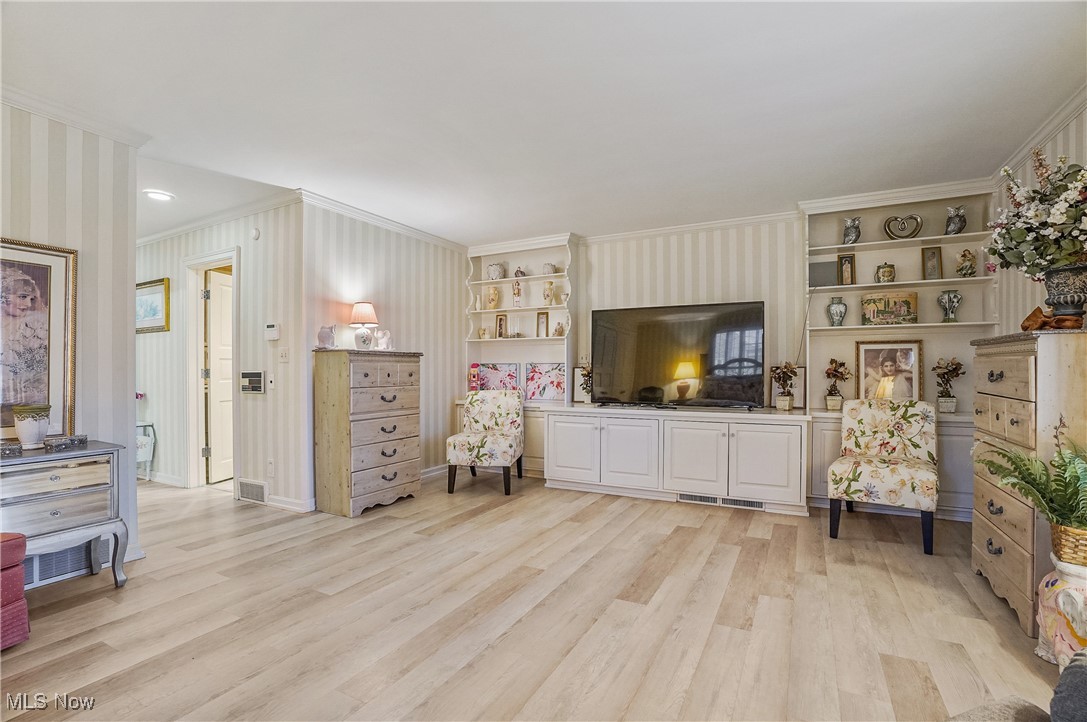 367 Country Club Drive NE