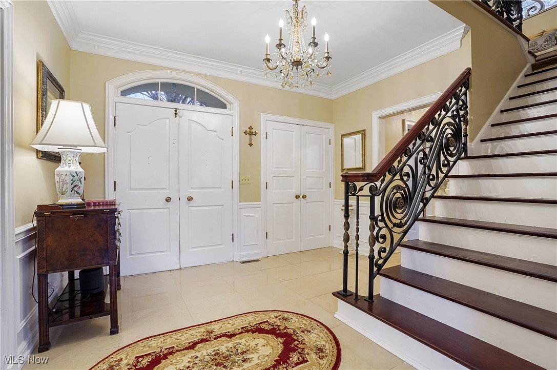 367 Country Club Drive NE