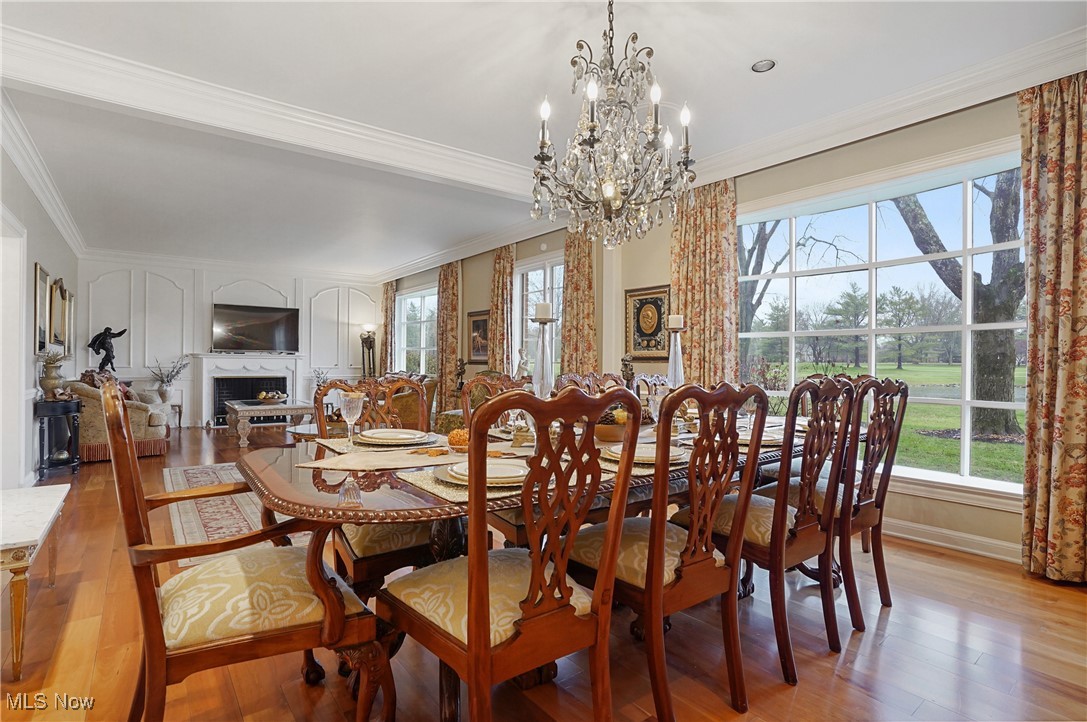 367 Country Club Drive NE