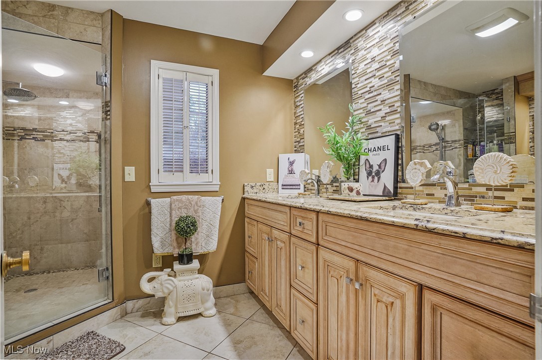 367 Country Club Drive NE