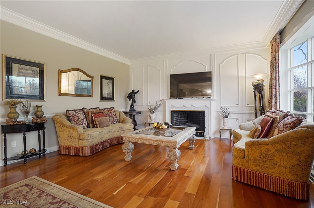 367 Country Club Drive NE