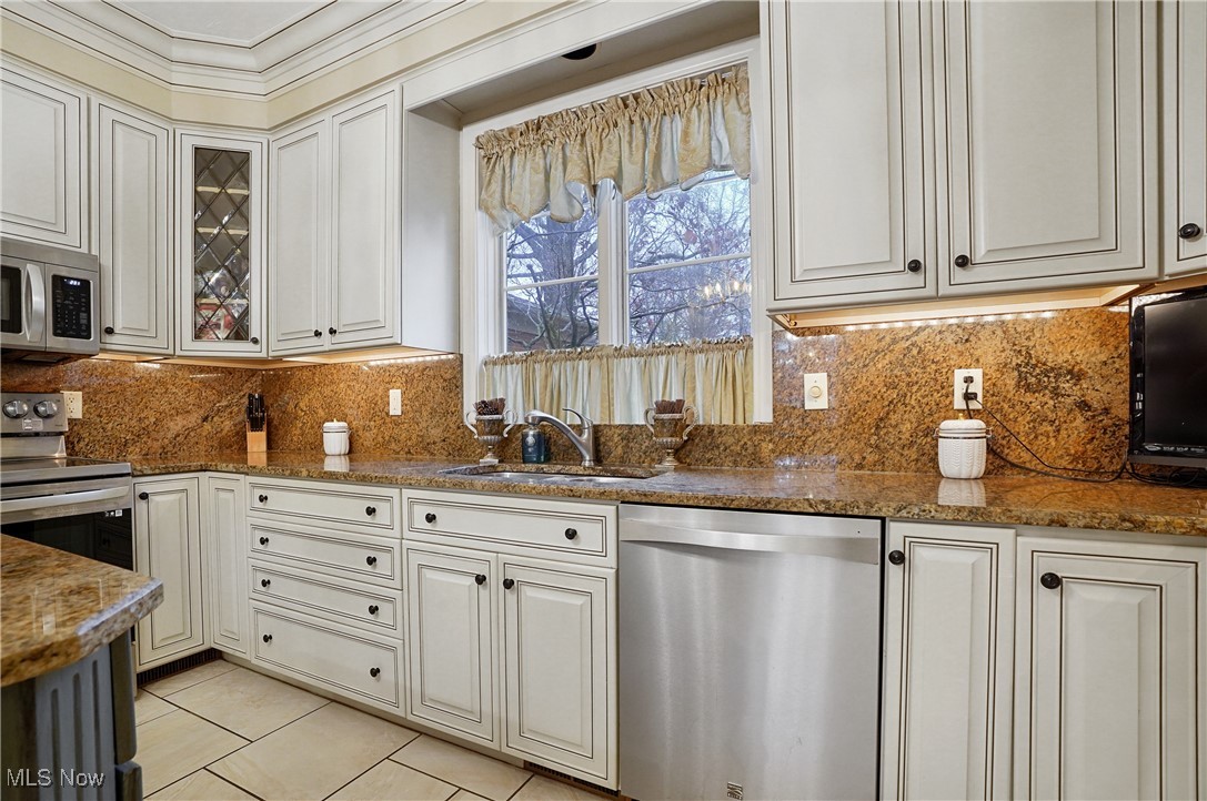 367 Country Club Drive NE