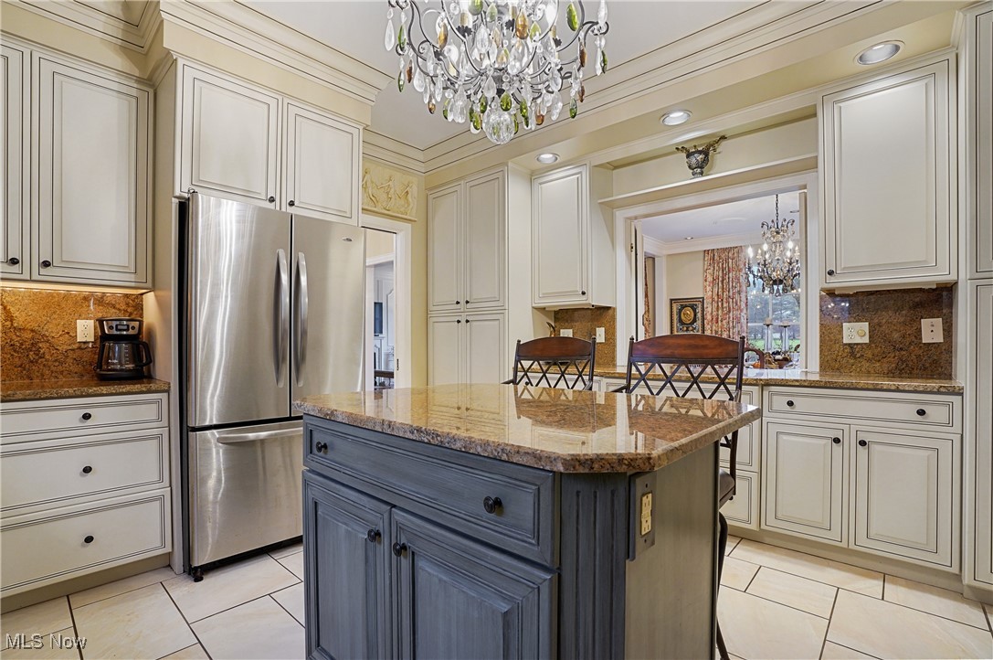 367 Country Club Drive NE