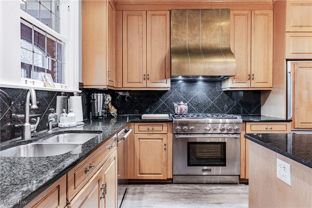 2917 N Park Boulevard