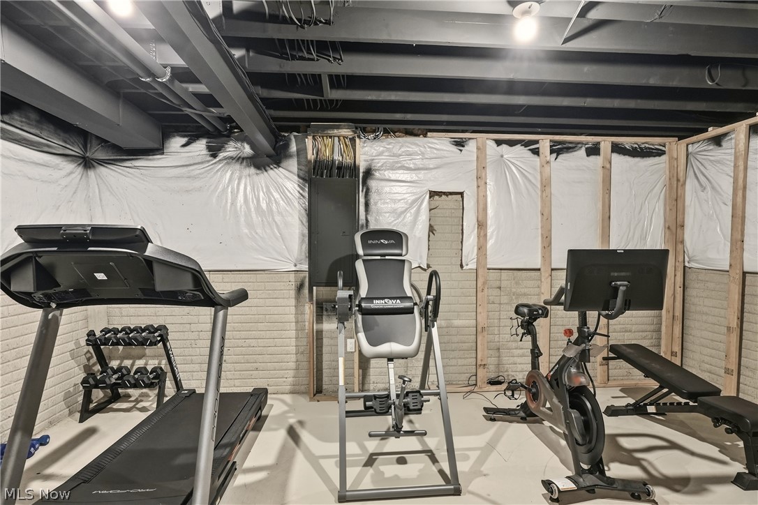 1404 Southbrook Circle NE