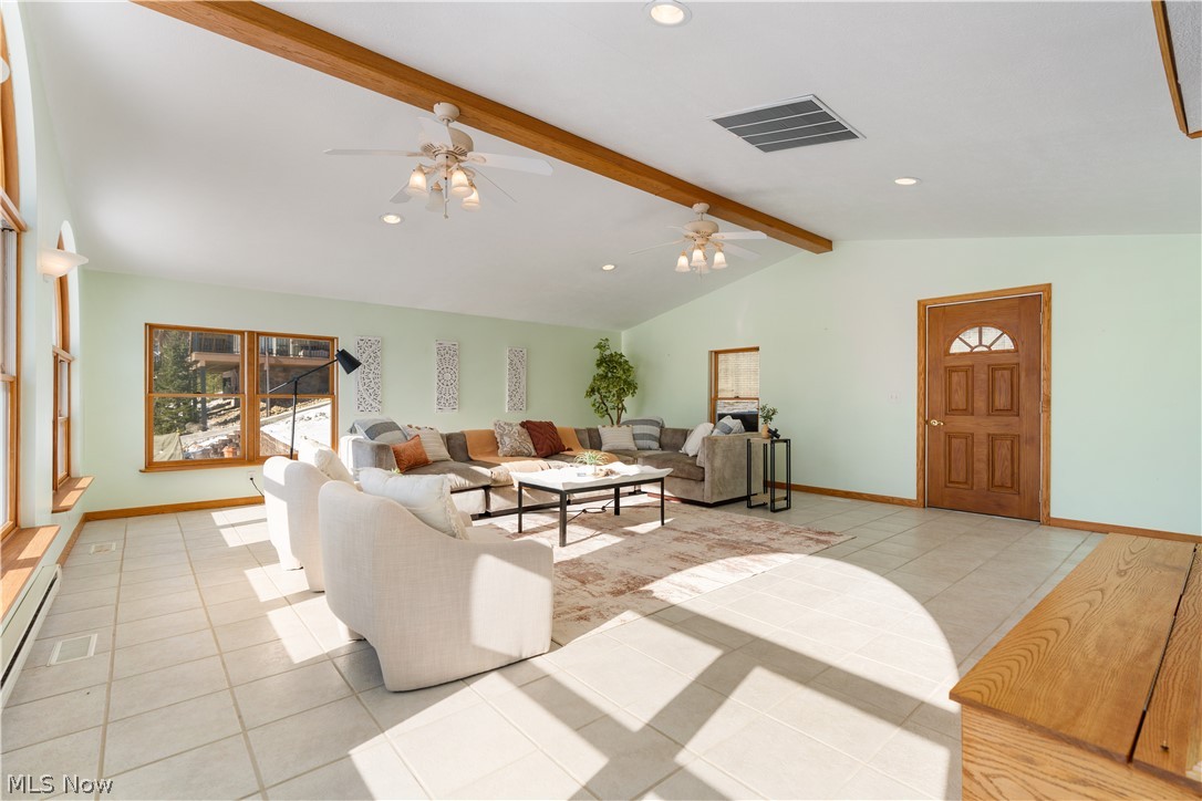 382 E Mohawk Drive