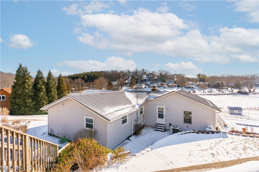 382 E Mohawk Drive