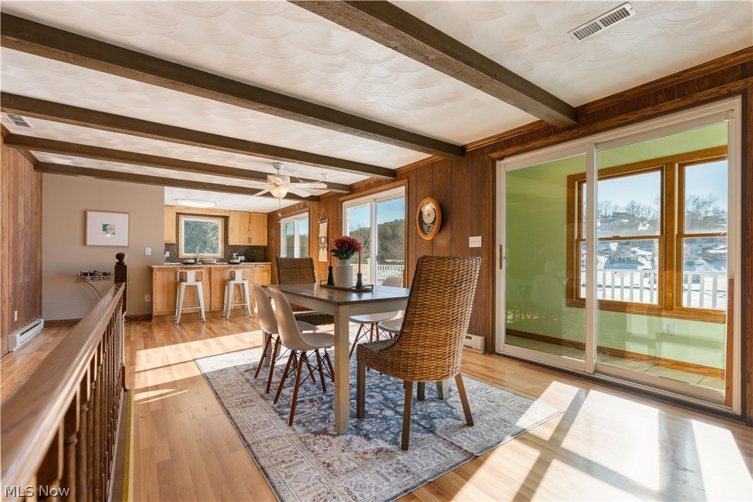 382 E Mohawk Drive