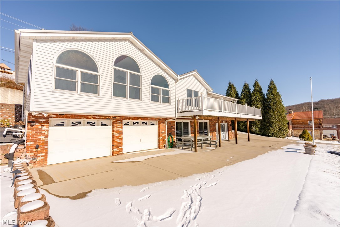 382 E Mohawk Drive