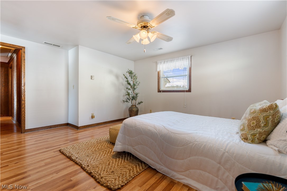 382 E Mohawk Drive