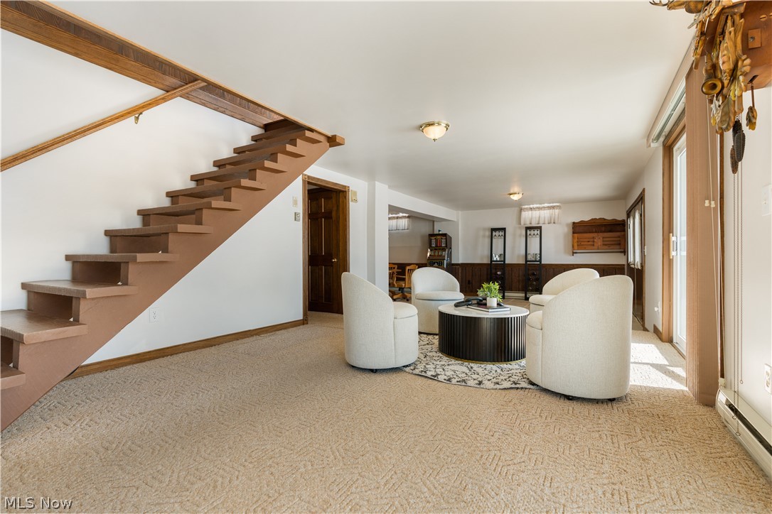 382 E Mohawk Drive