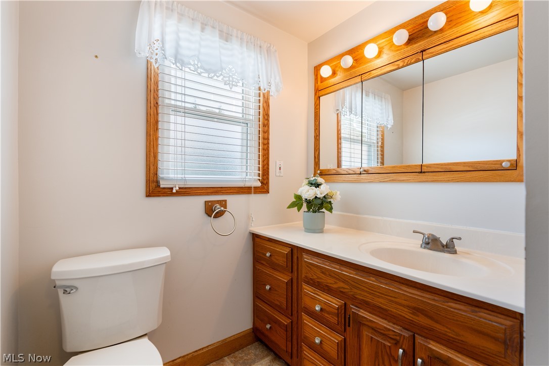 382 E Mohawk Drive