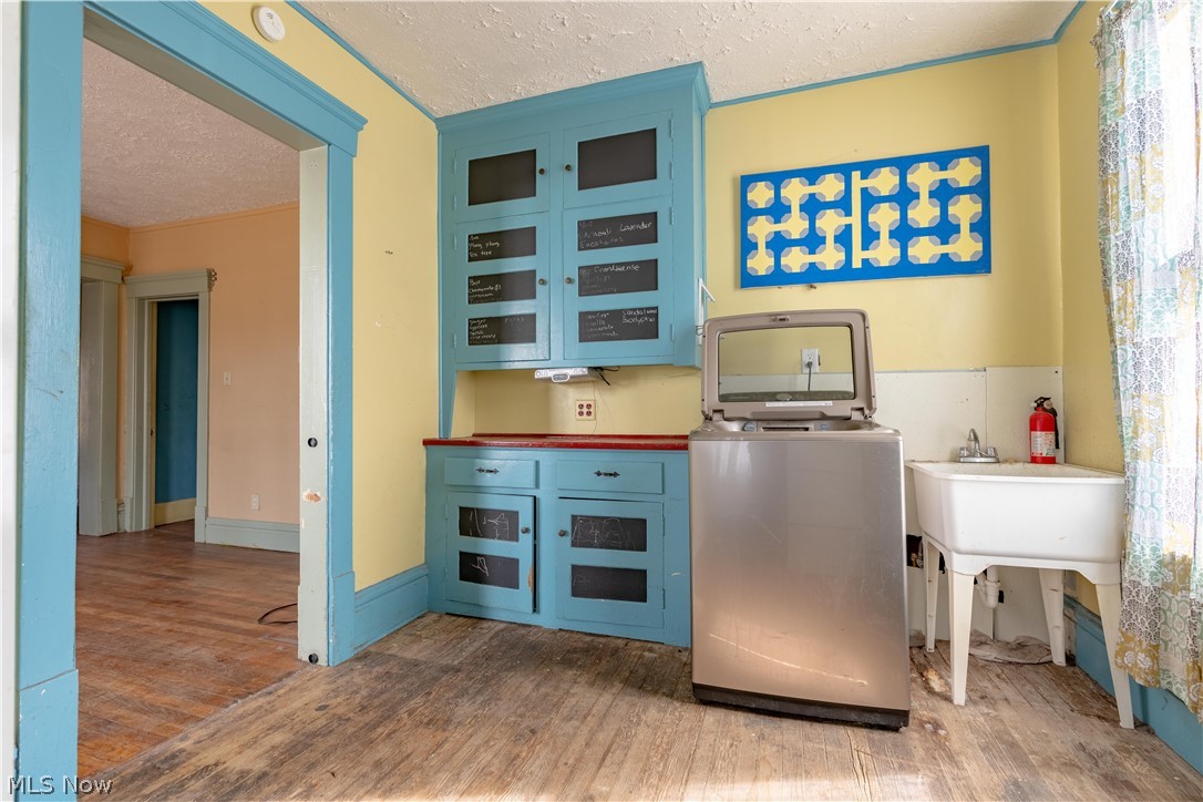 1568 W Exchange Street