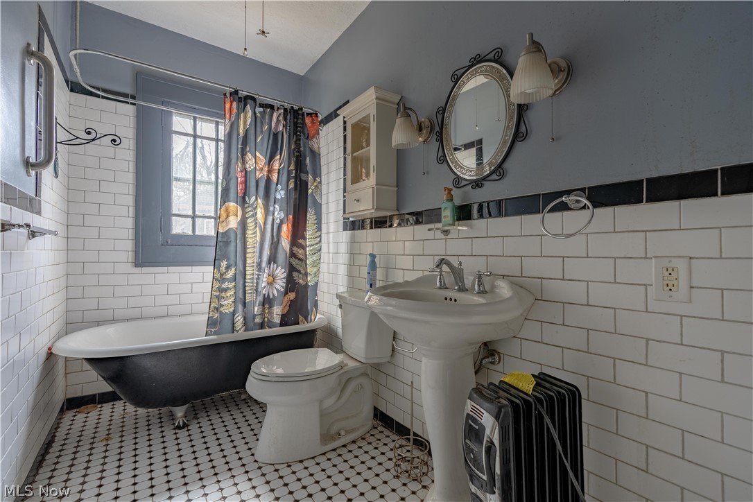 1568 W Exchange Street