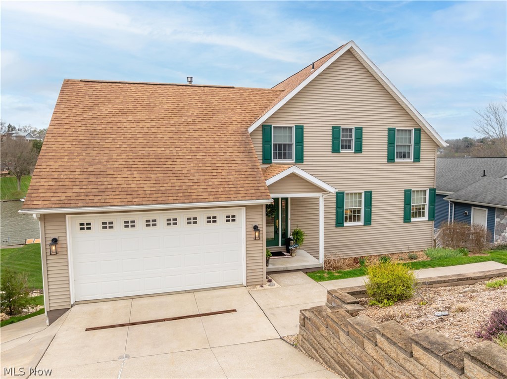 376 E Mohawk Drive