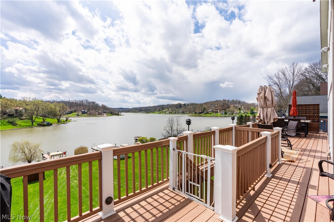 376 E Mohawk Drive