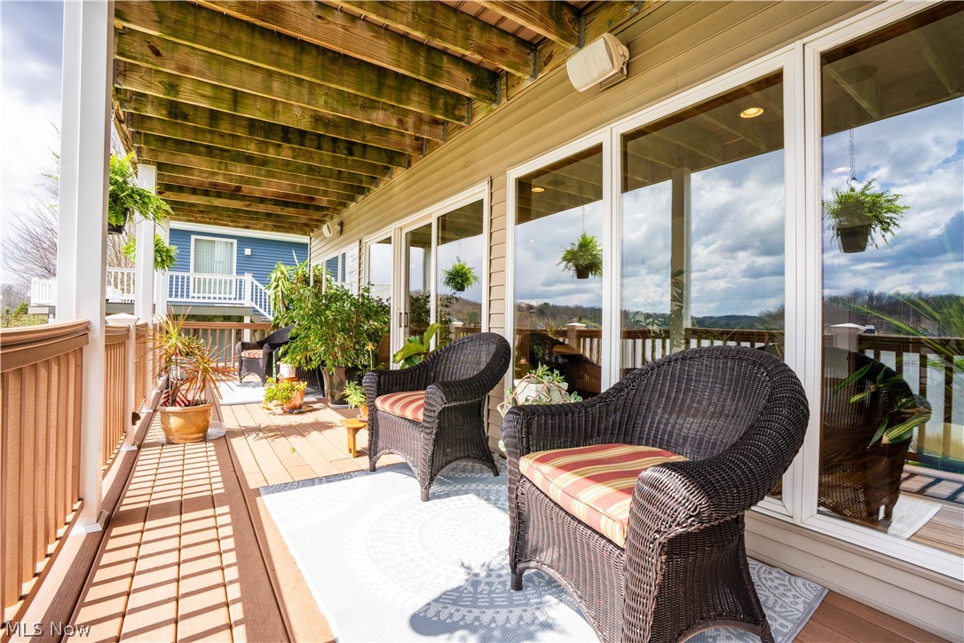 376 E Mohawk Drive