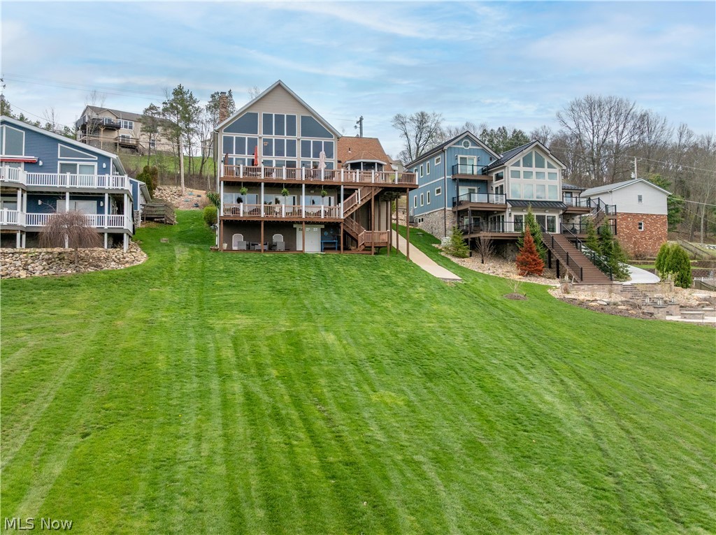 376 E Mohawk Drive