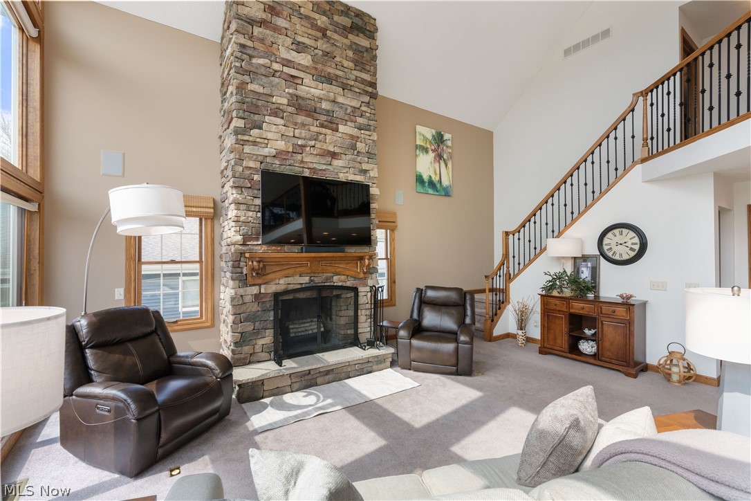376 E Mohawk Drive
