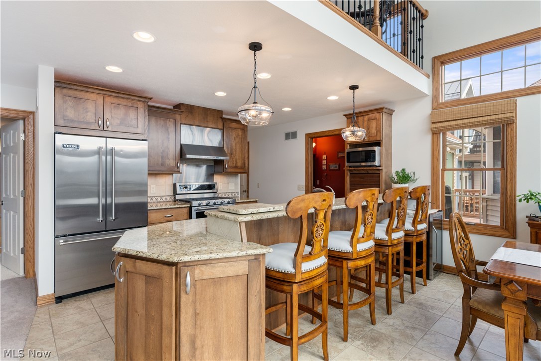 376 E Mohawk Drive