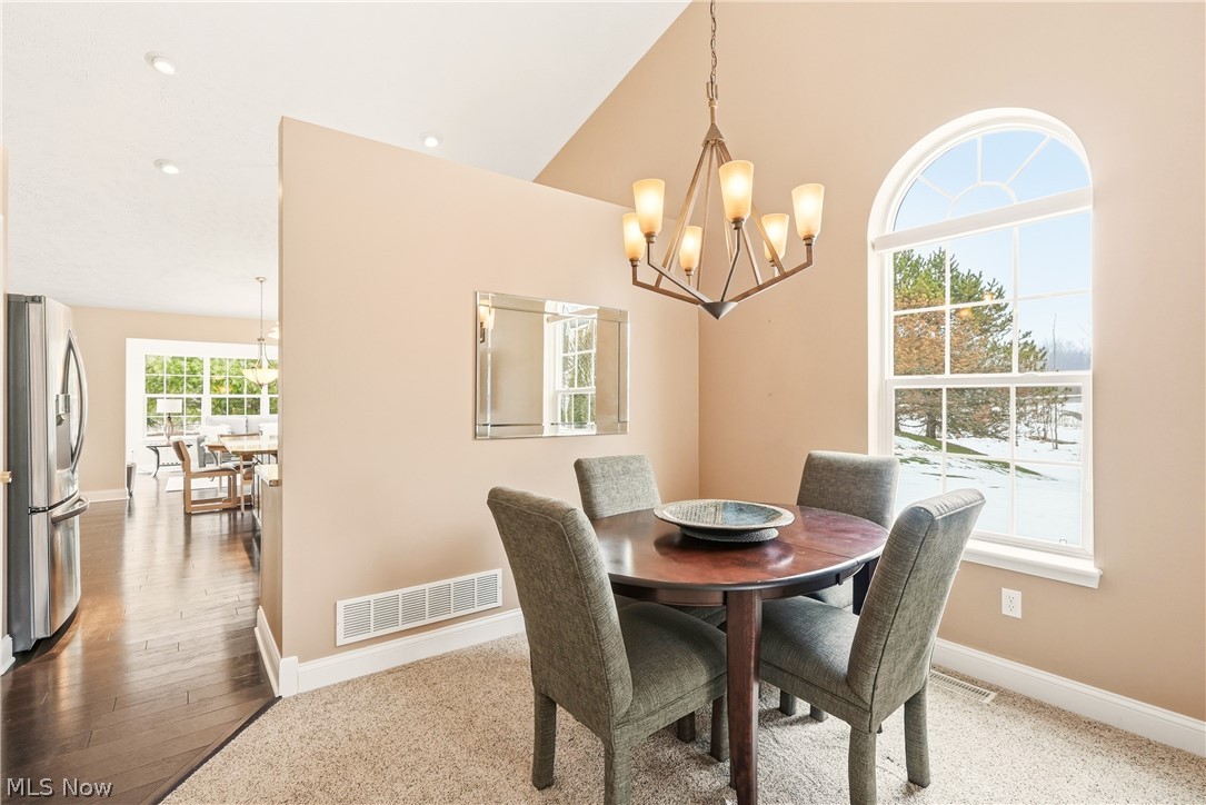 2551 Edgebrook Crossing