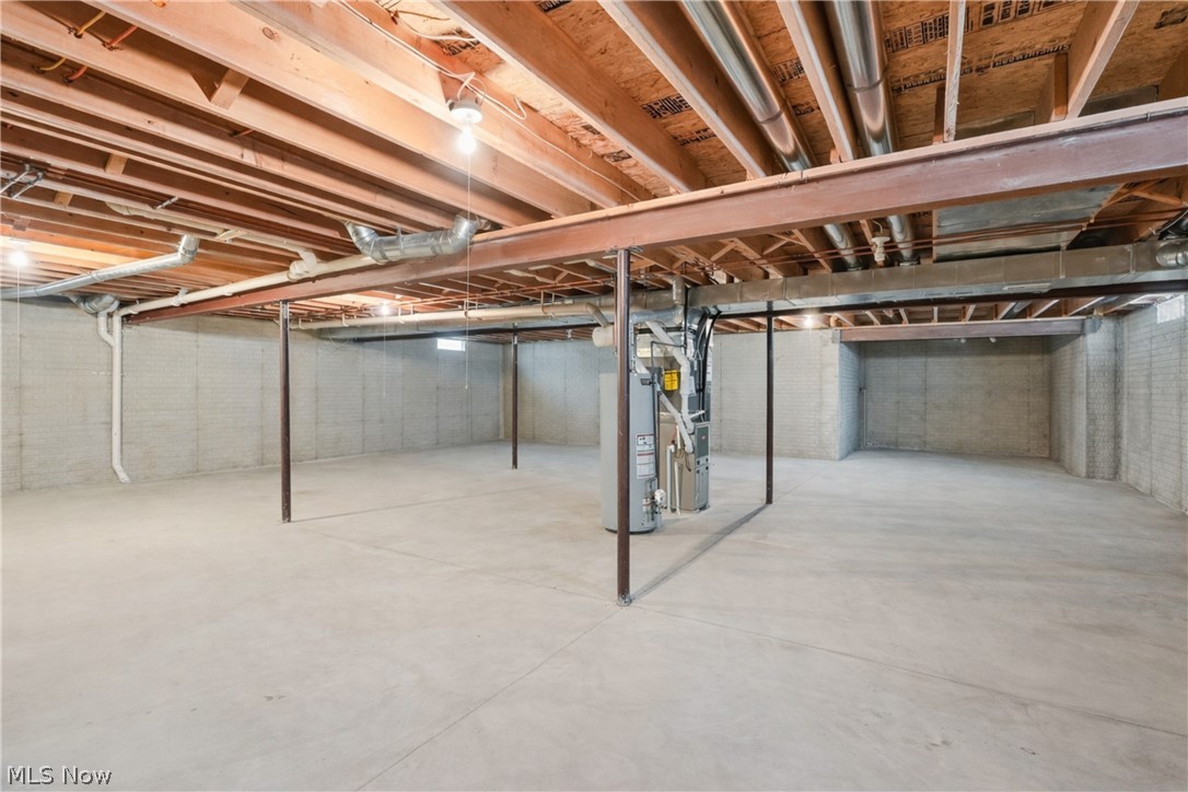 2551 Edgebrook Crossing