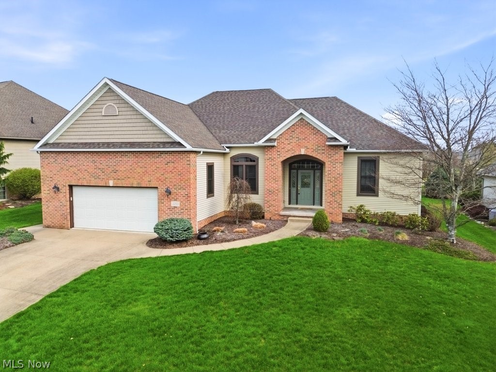 2253 Grimsby Street NW